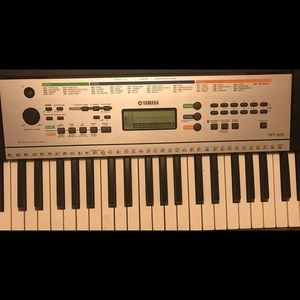 Yamaha YPT-205 Keyboard $99 OBO